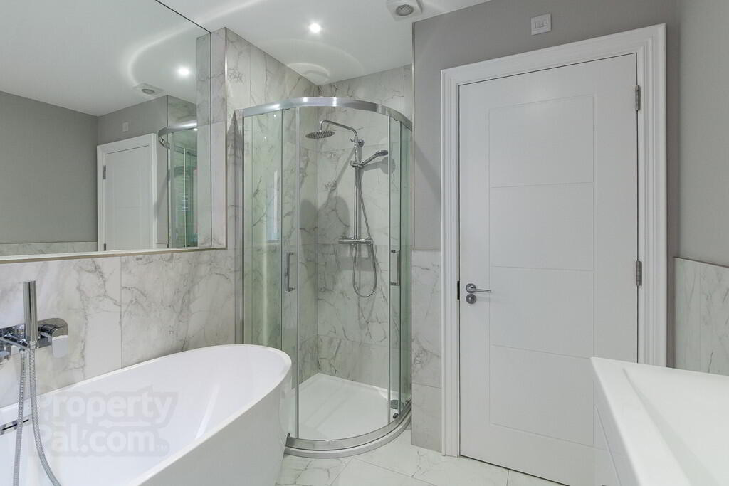 17b Upper Lisburn Road 24 of 35