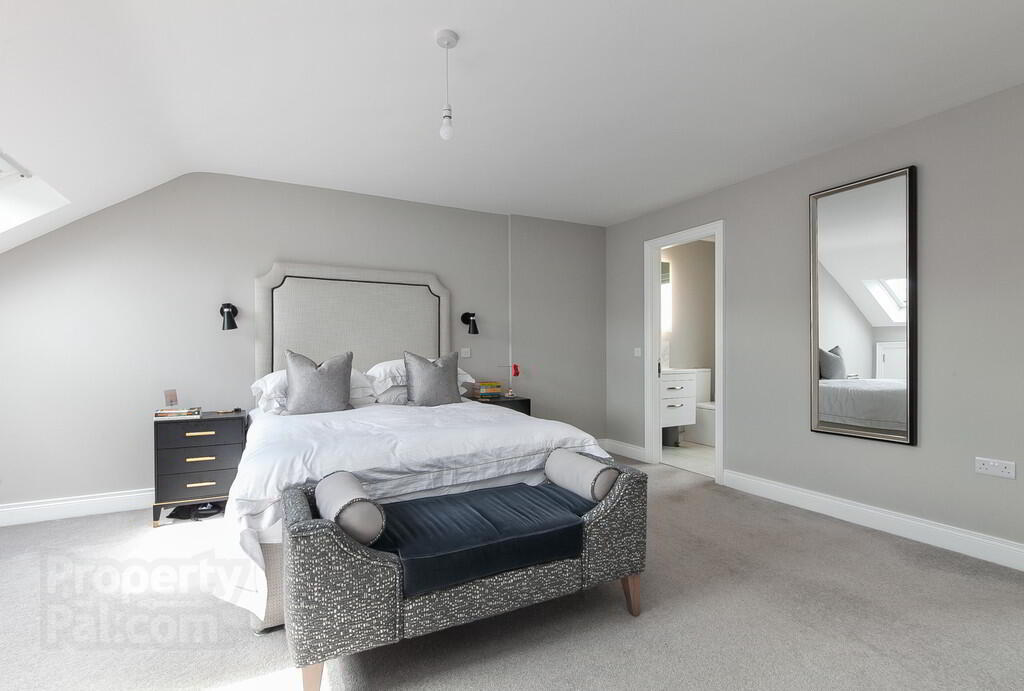 17b Upper Lisburn Road 27 of 35
