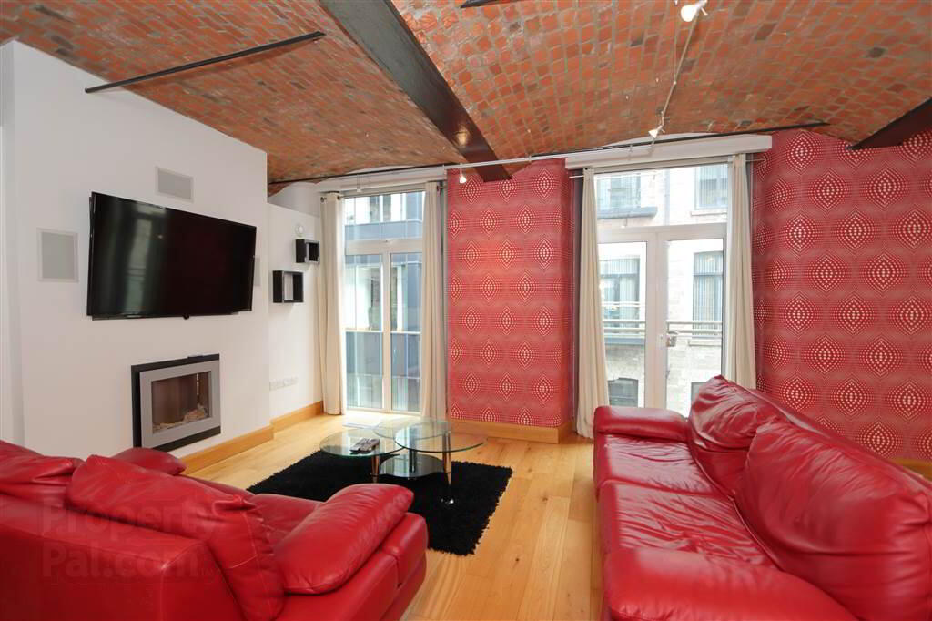 7 The Flax House 5 of 22