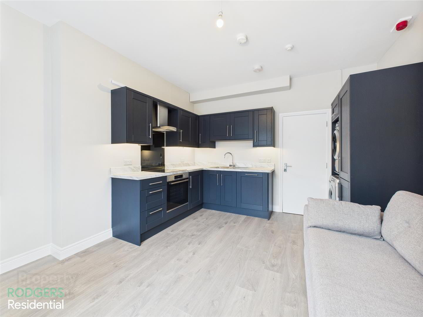 Apt 1, 244 Upper Newtownards Road 6 of 11