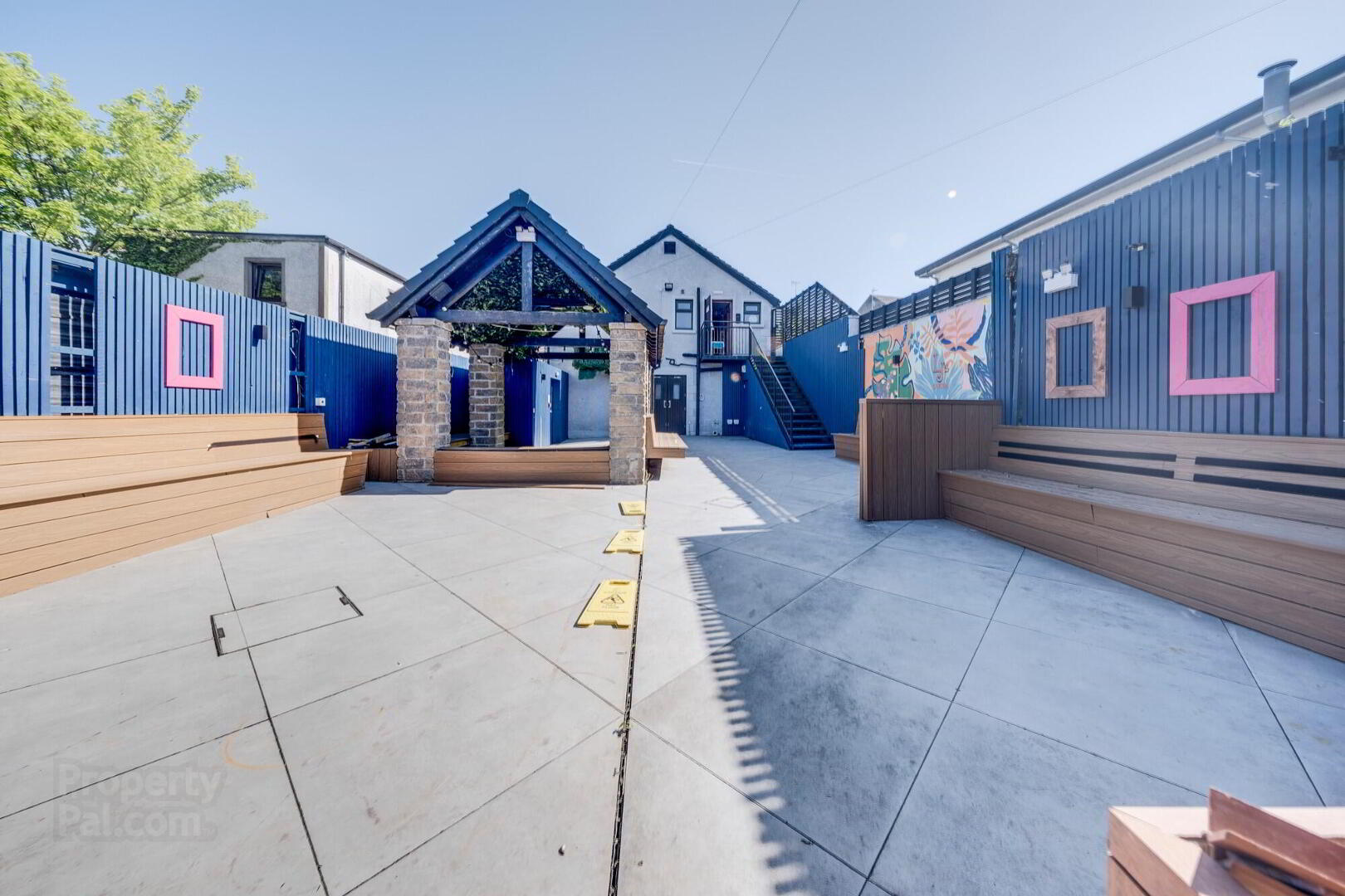 62-64 Rainey Street 9 of 21