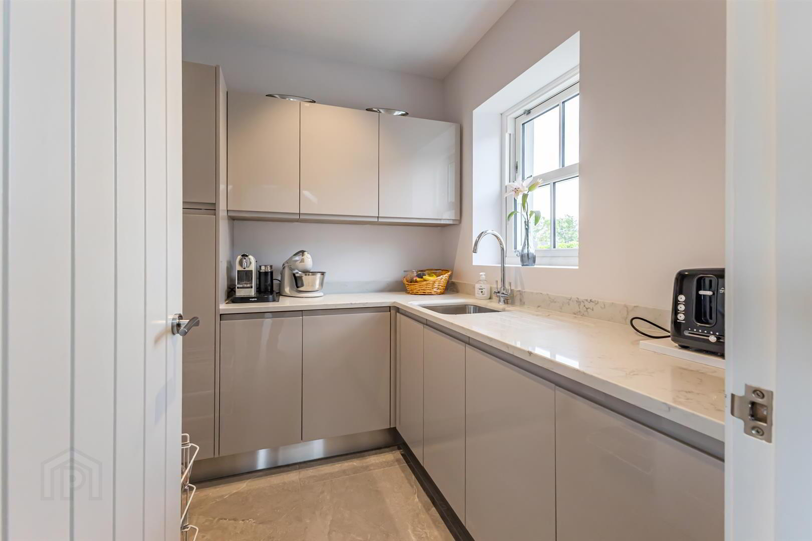 34 Scaddy Road 16 of 49