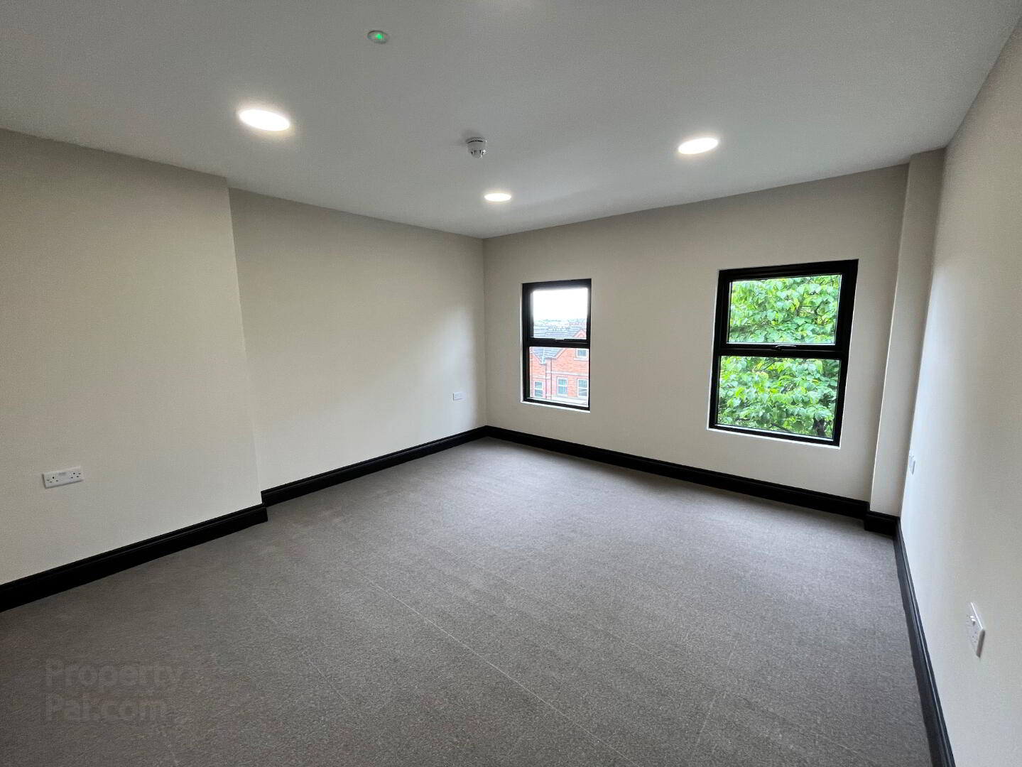 177a Crumlin Road 9 of 11