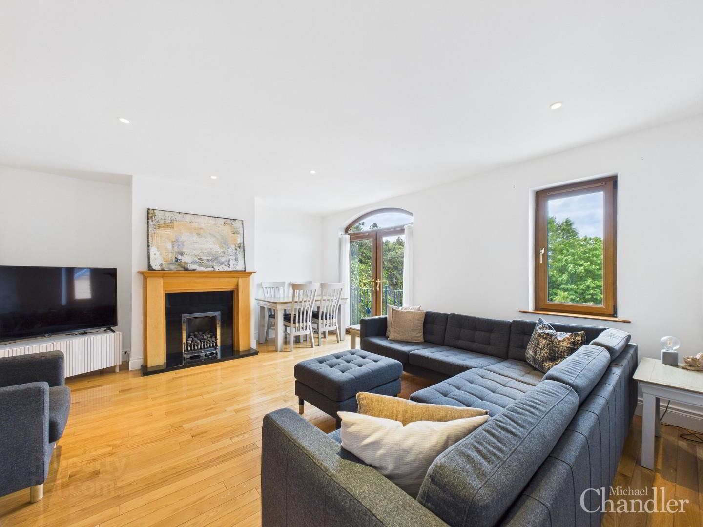 17 Oakhill 3 of 20