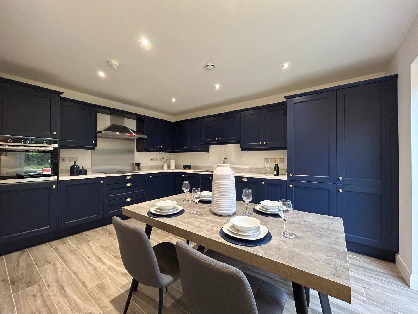 17 Church Mews, Molesworth St 8 of 30