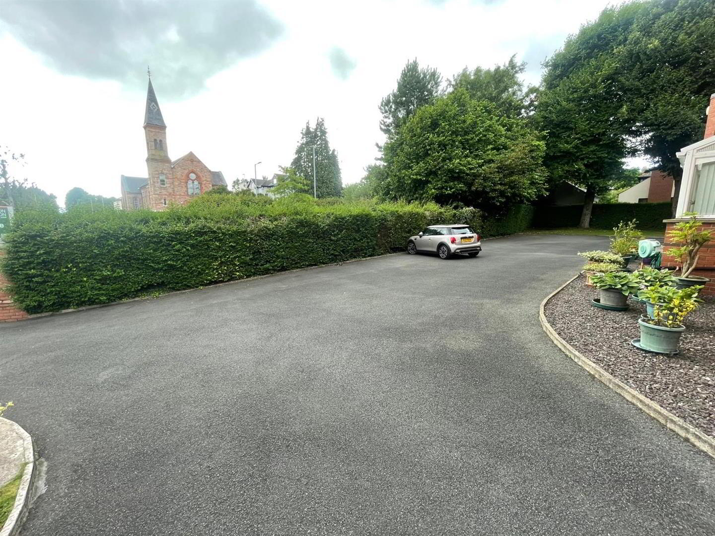 Apt 4, Knockdene Manor 11 of 11
