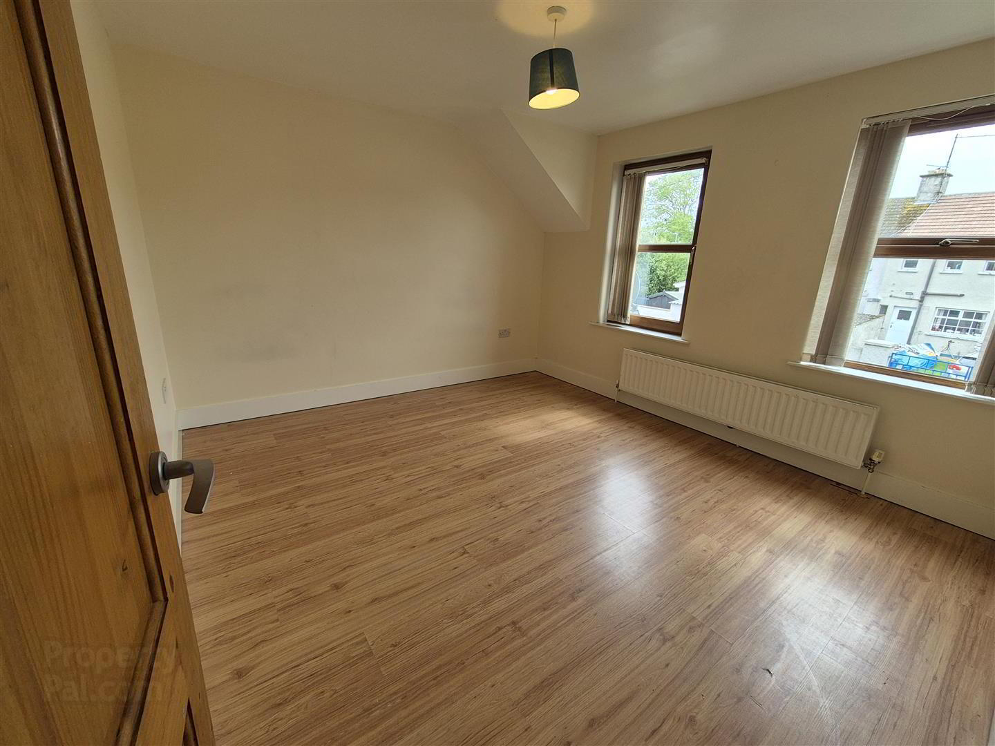 15 Armstrong Avenue 6 of 9