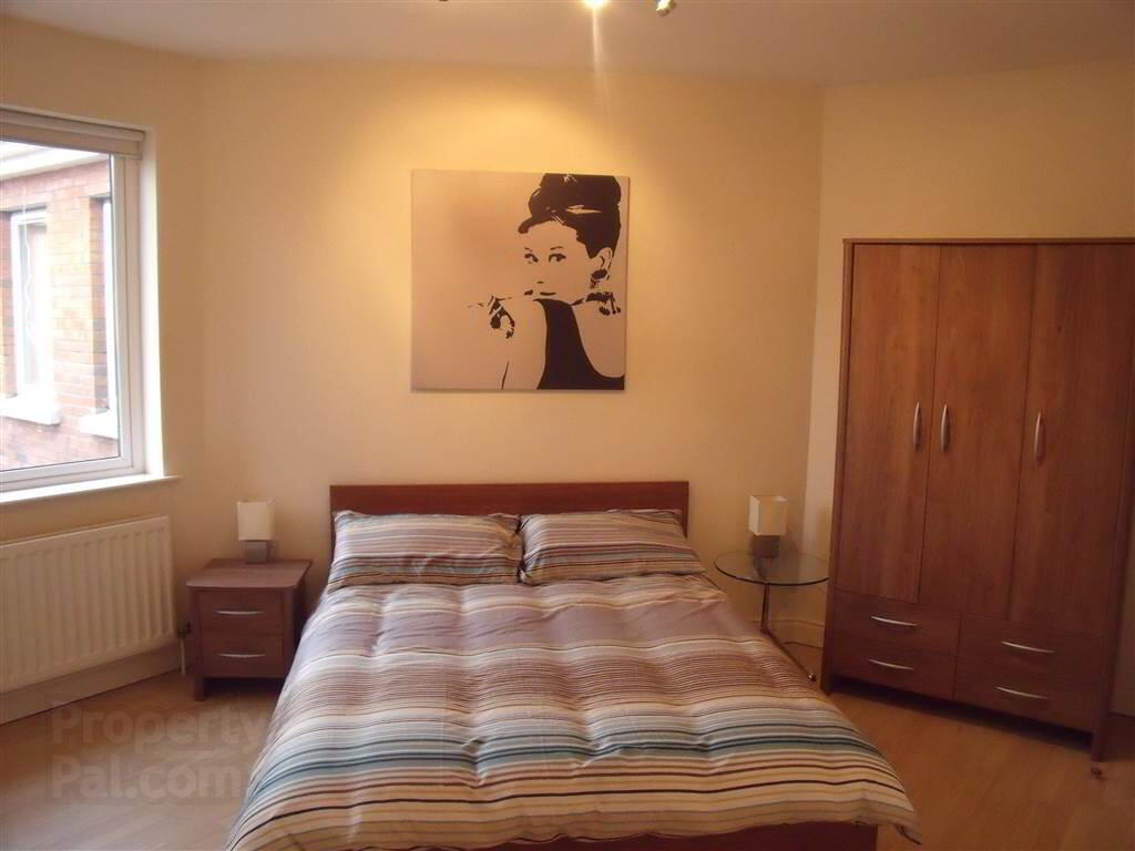 Apt 5, Tivoli Court 6 of 10
