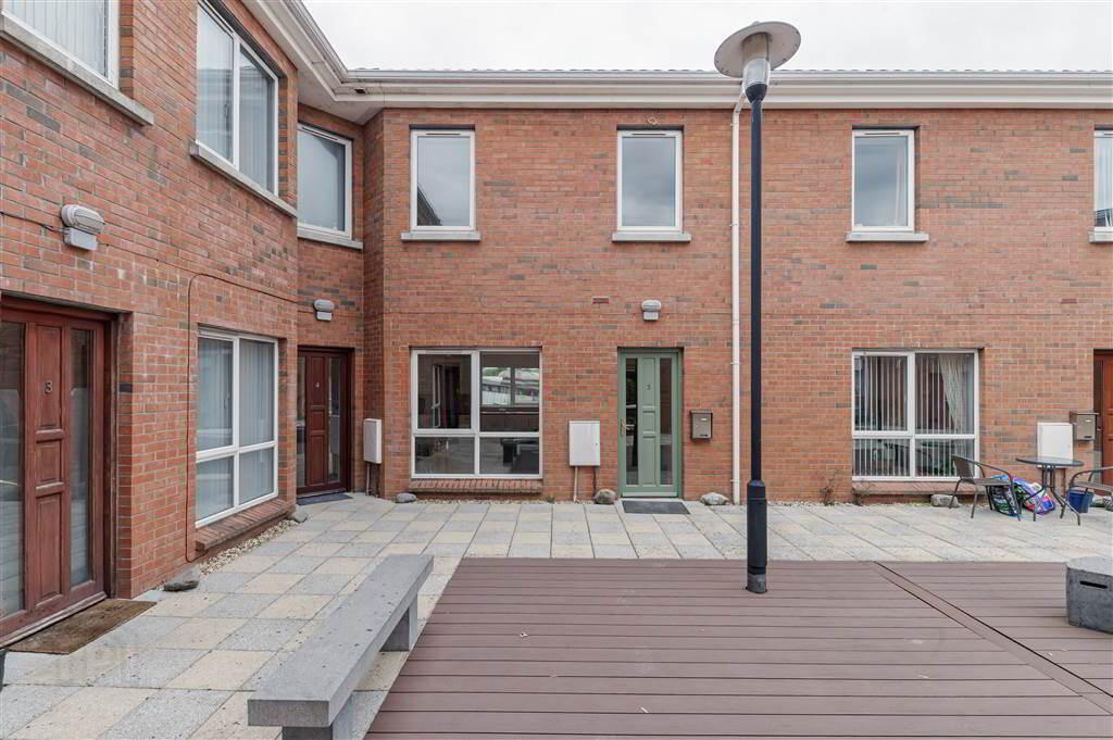 Apt 5, Tivoli Court 3 of 23