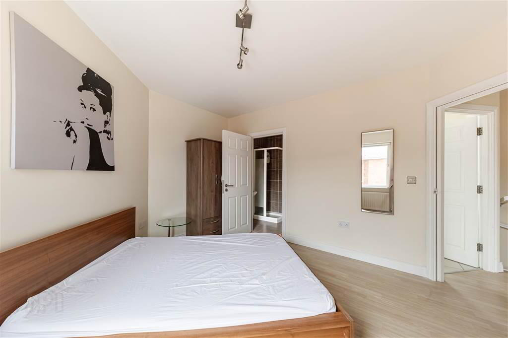 Apt 5, Tivoli Court 15 of 23