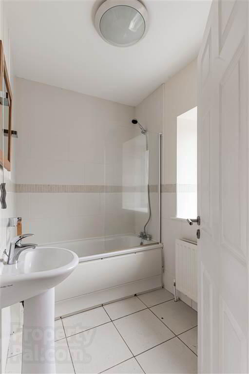 Apt 5, Tivoli Court 20 of 23