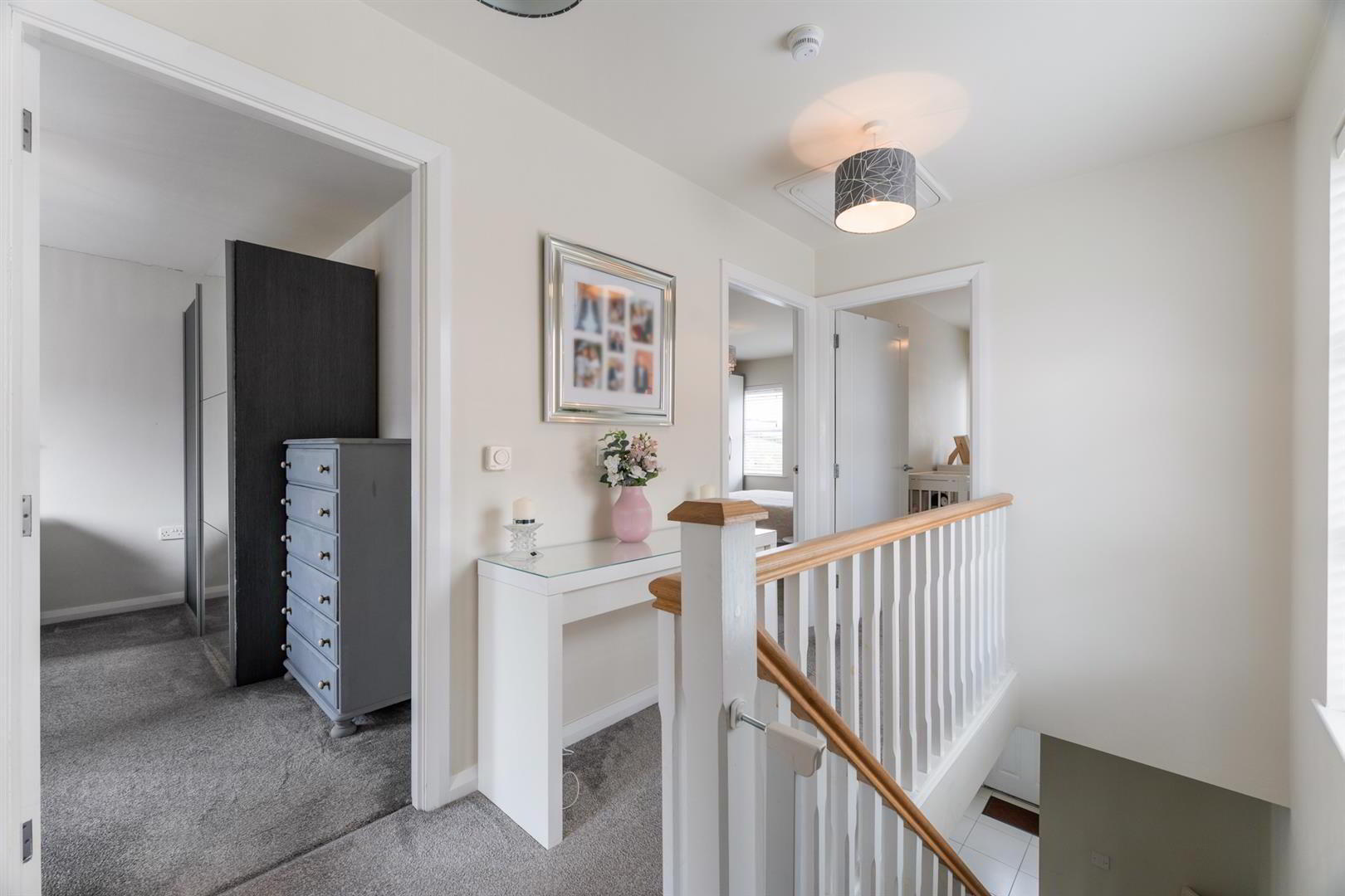 12 Millbank Grove 13 of 29