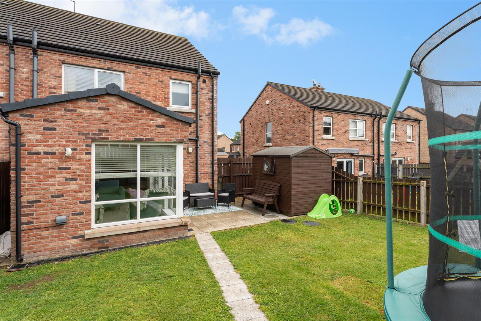 12 Millbank Grove 25 of 29
