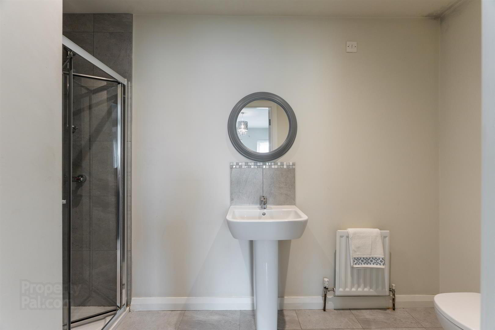 12 Millbank Grove 17 of 29