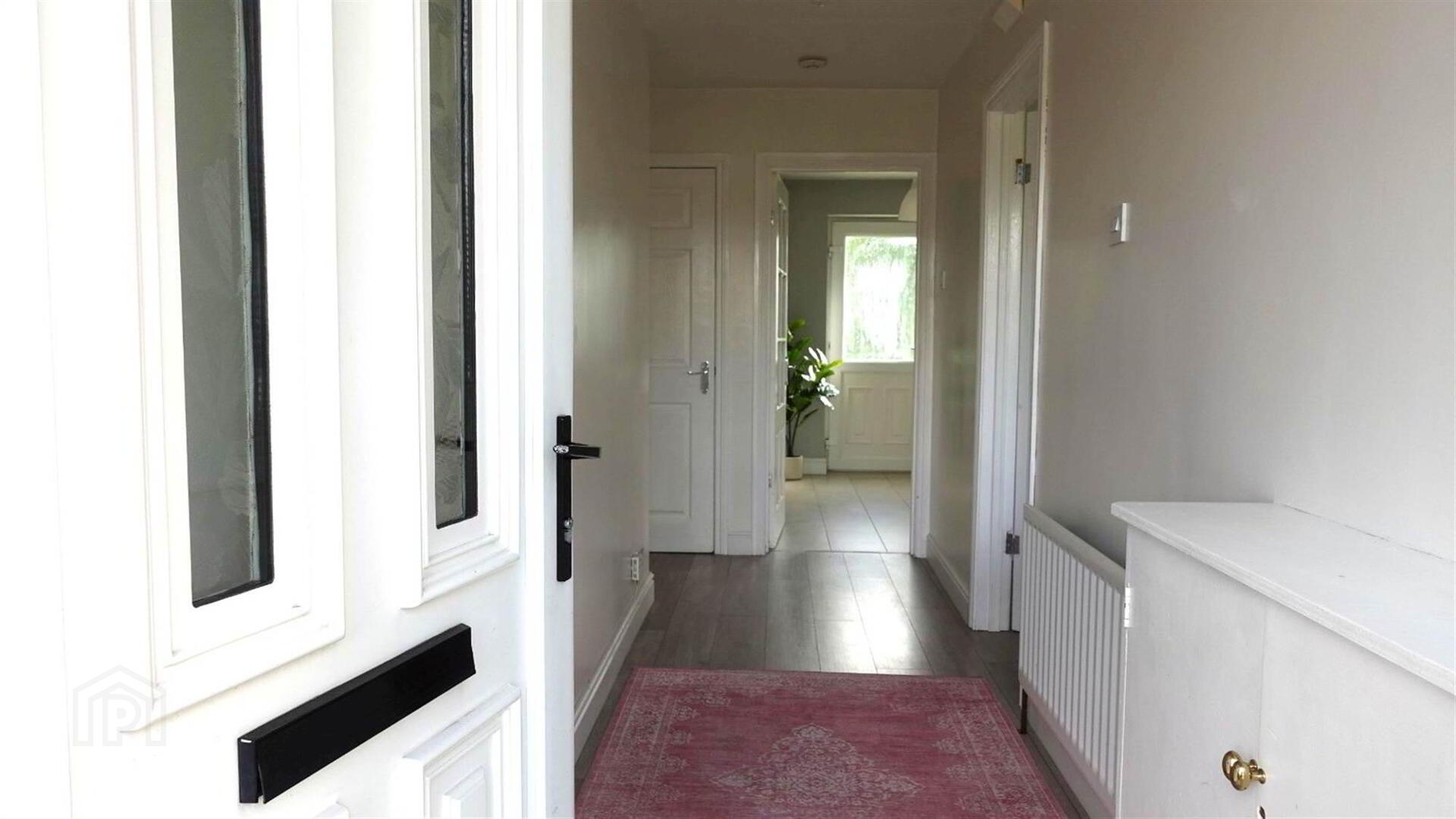 4 Regency Drive 2 of 11
