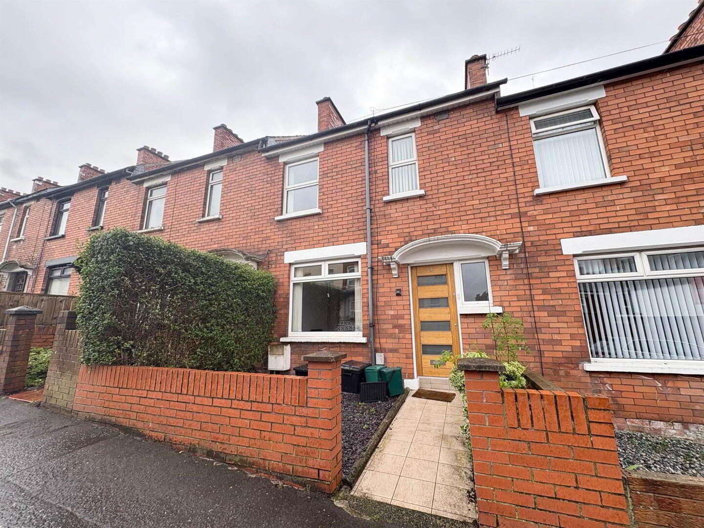 9 Pims Avenue 1 of 11