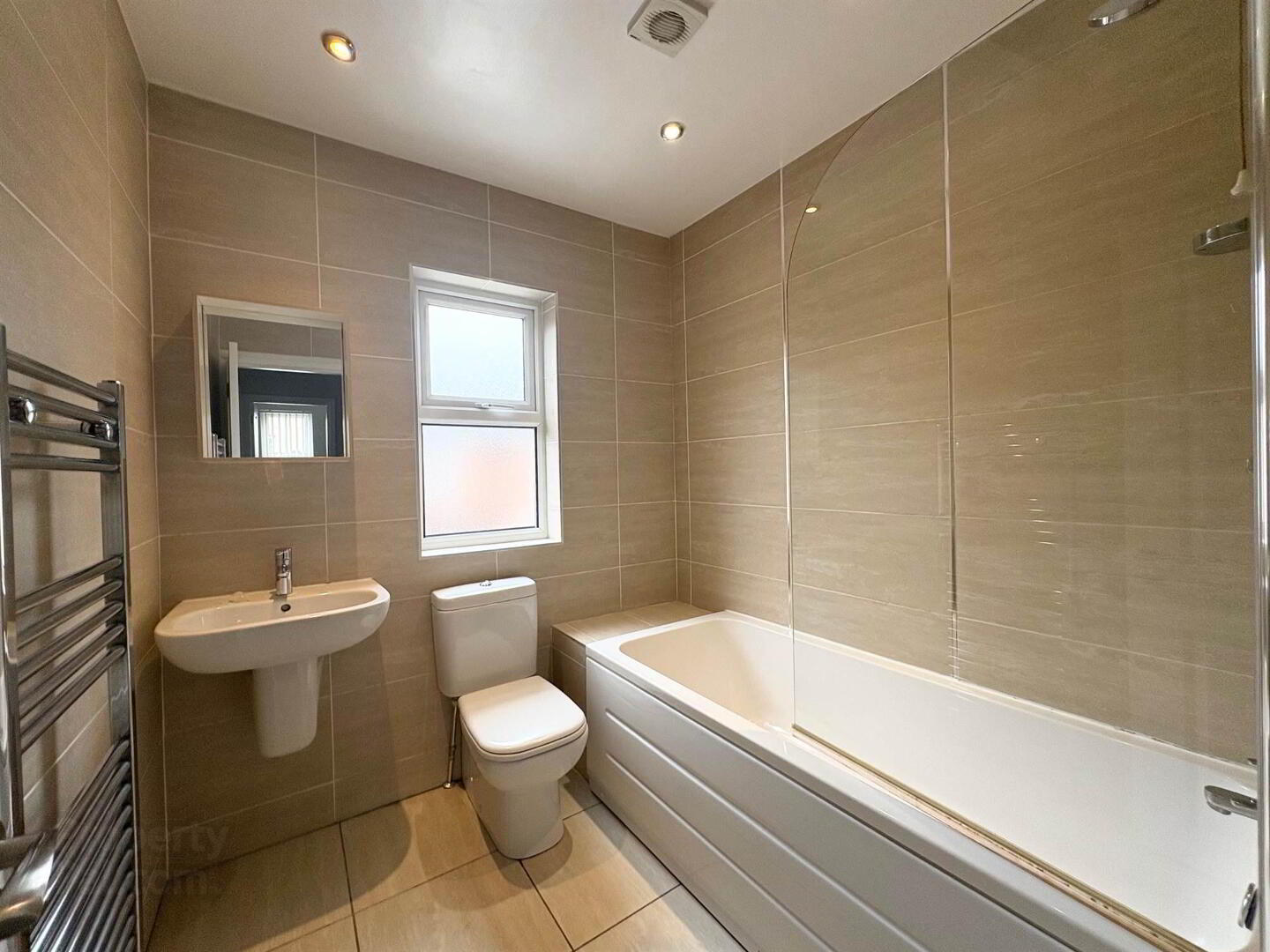 9 Pims Avenue 10 of 11
