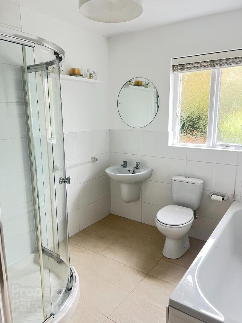 24 Wilton Grove 11 of 17