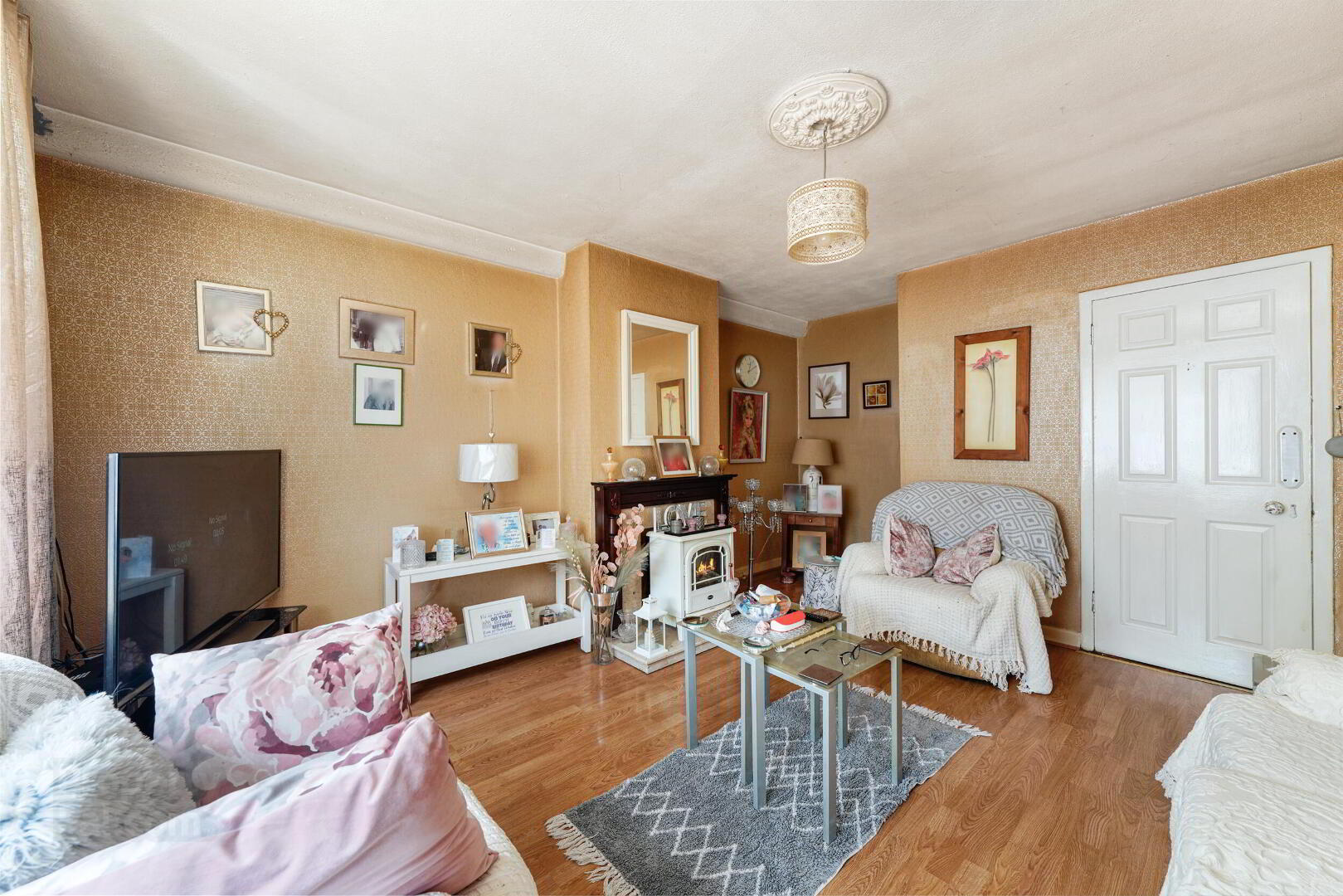 42 Kildonan Avenue 4 of 15