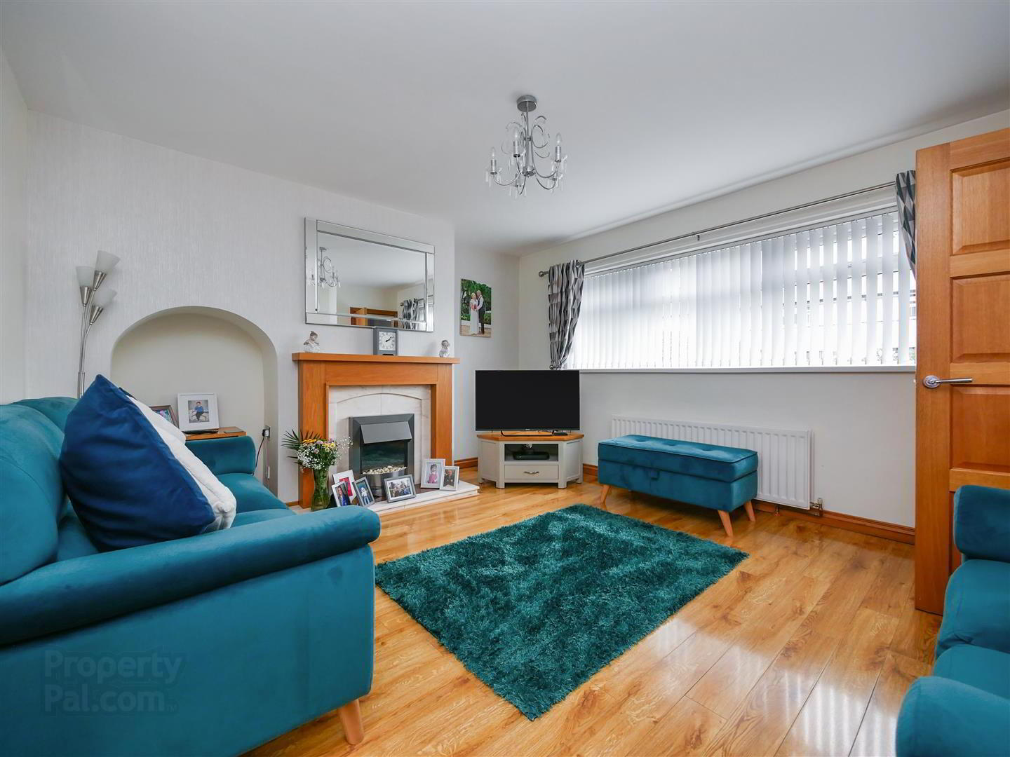 6 Bapaume Avenue 3 of 15