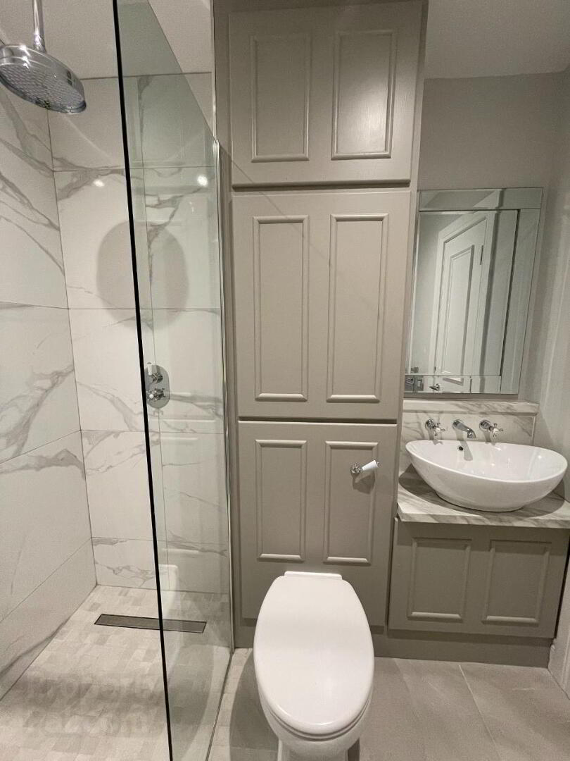 Apt 4, 1 Eglantine Place 16 of 20