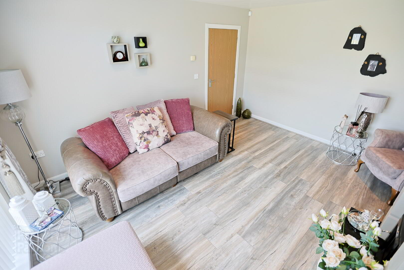 85 Roes Hill 9 of 49