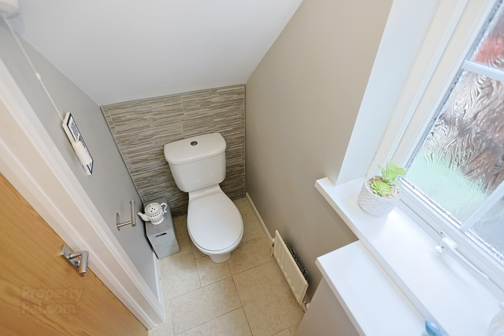 85 Roes Hill 17 of 49