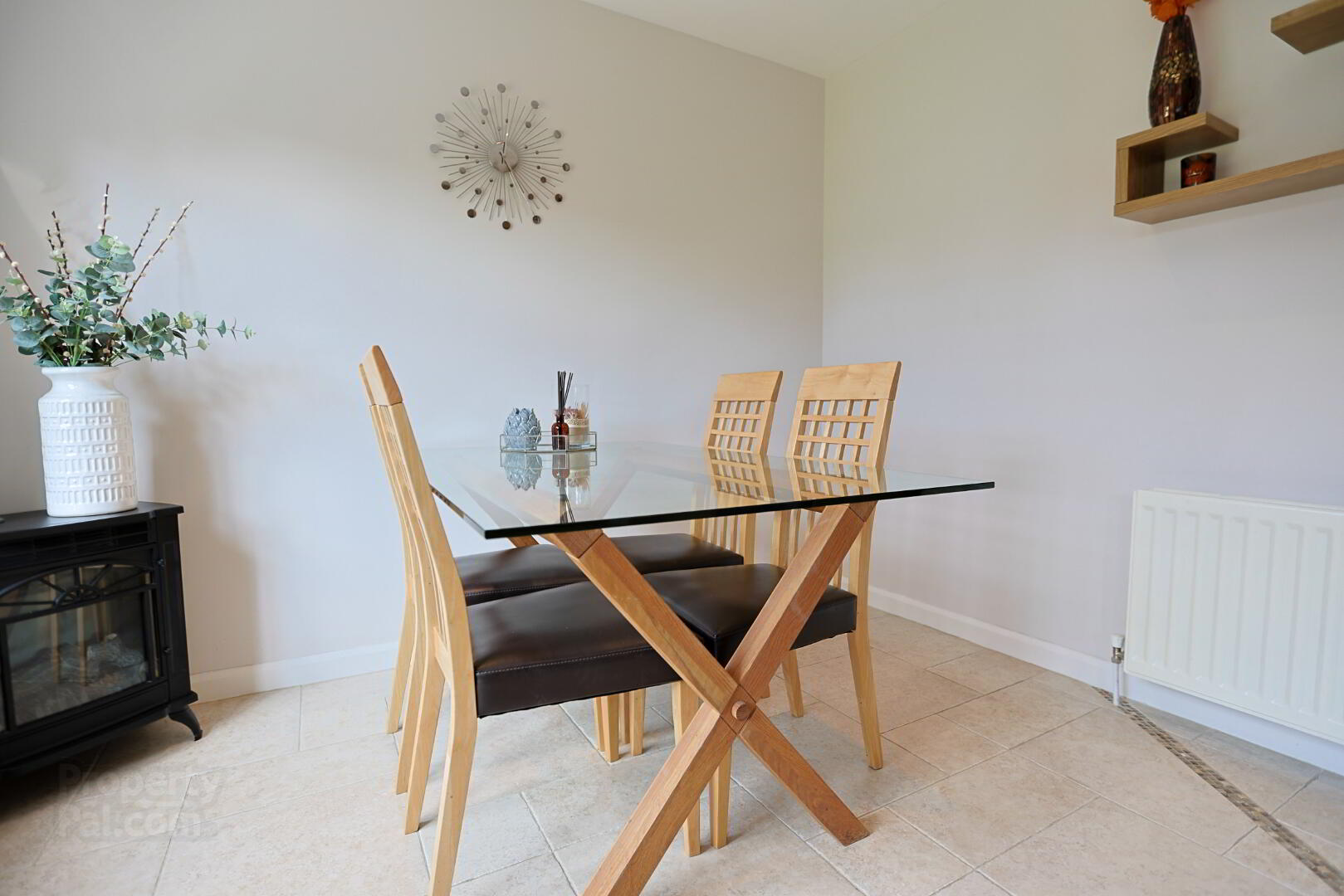 85 Roes Hill 15 of 49