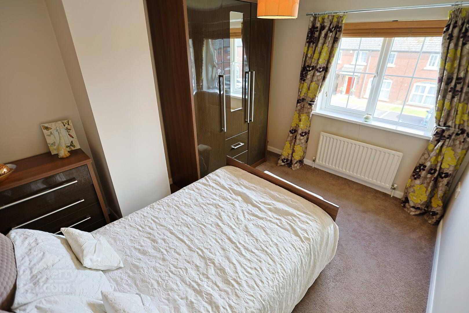 85 Roes Hill 27 of 49