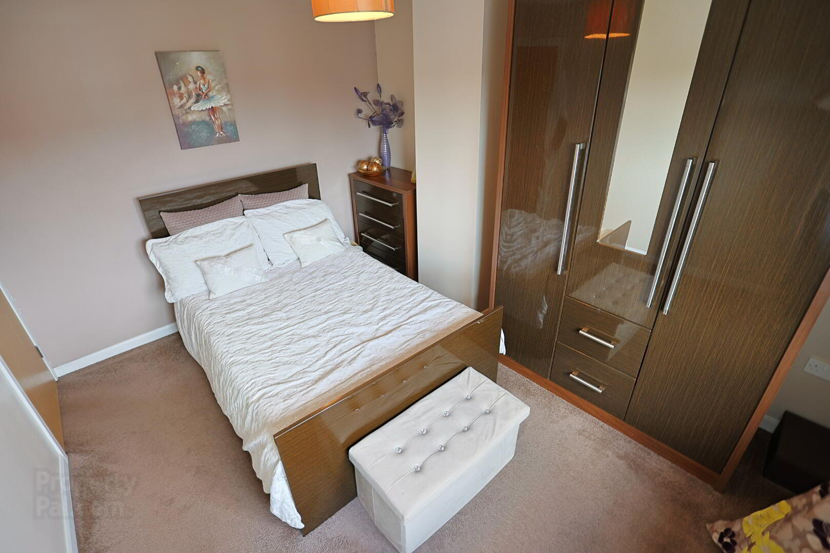 85 Roes Hill 28 of 49