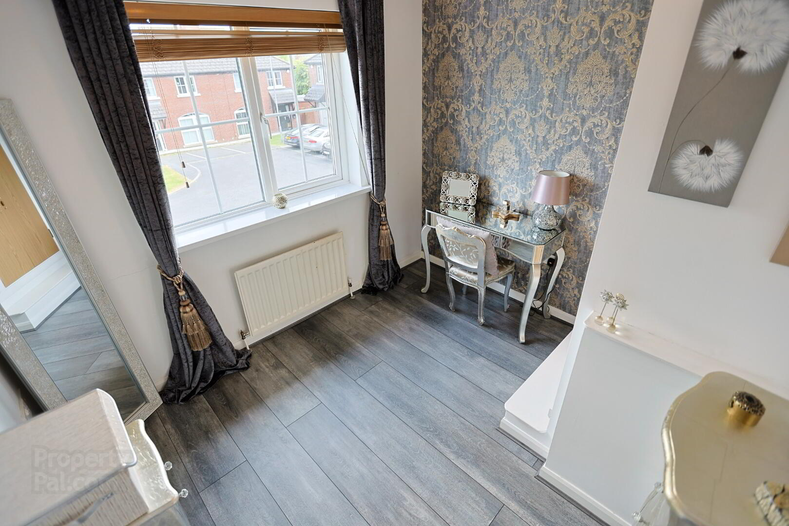 85 Roes Hill 32 of 49