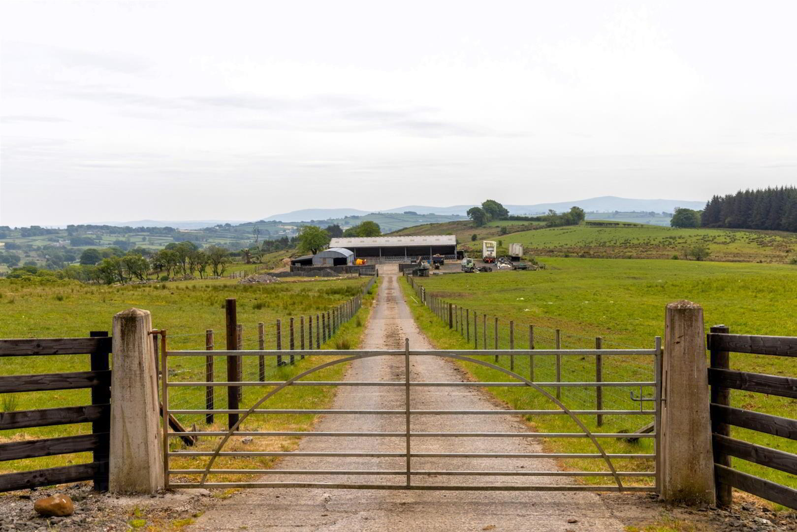 Land, Yard & Outbuildings At 4 of 14
