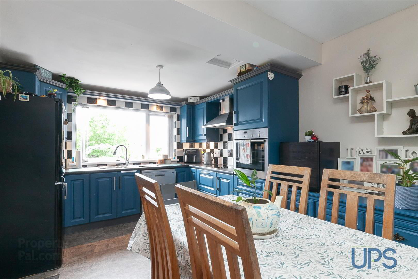 15 Lisburn Road 5 of 25