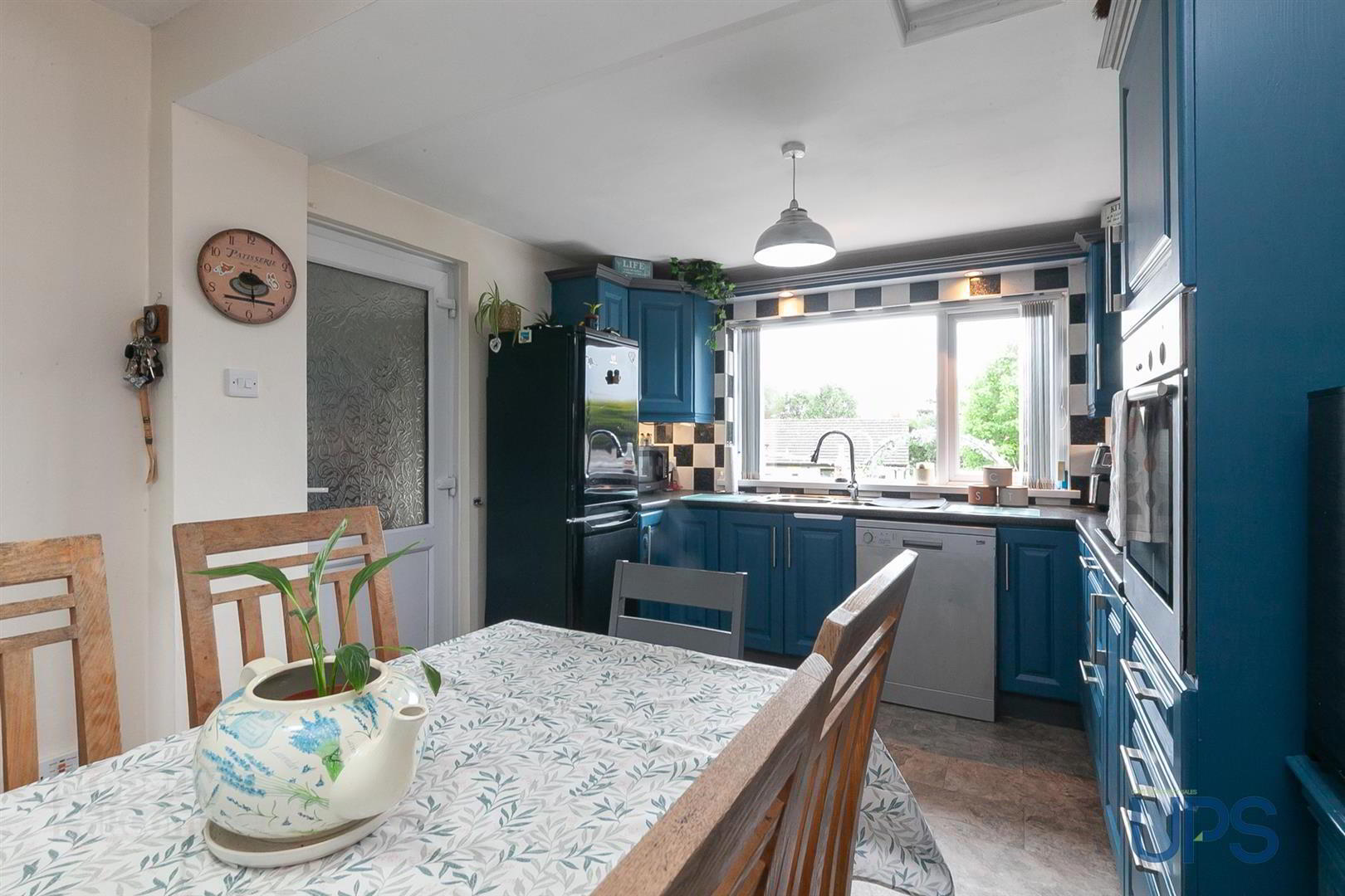 15 Lisburn Road 7 of 25