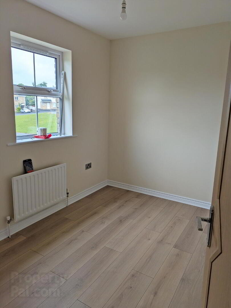 19 Woodview 6 of 8