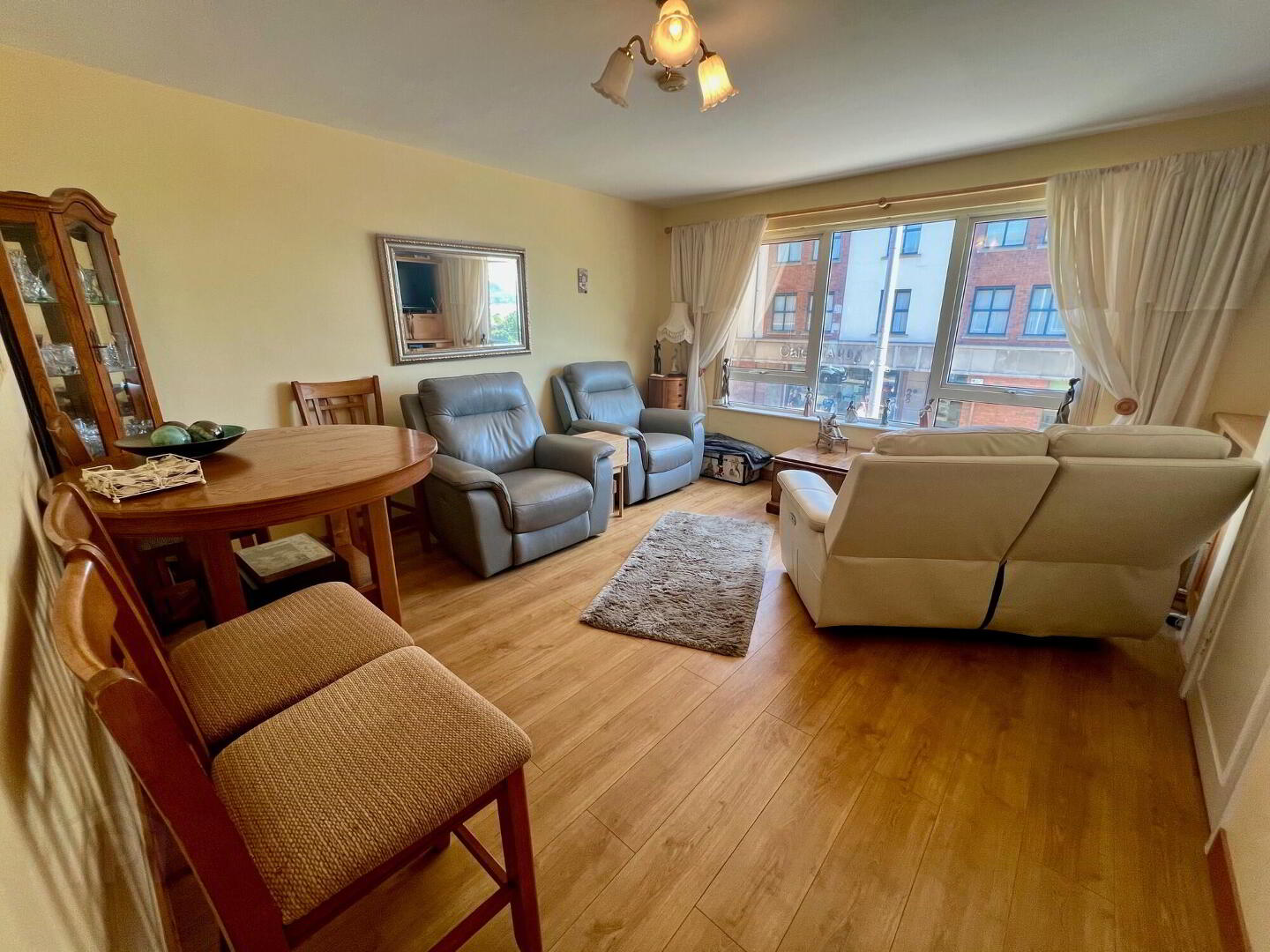 3 Castlebridge Court 6 of 19