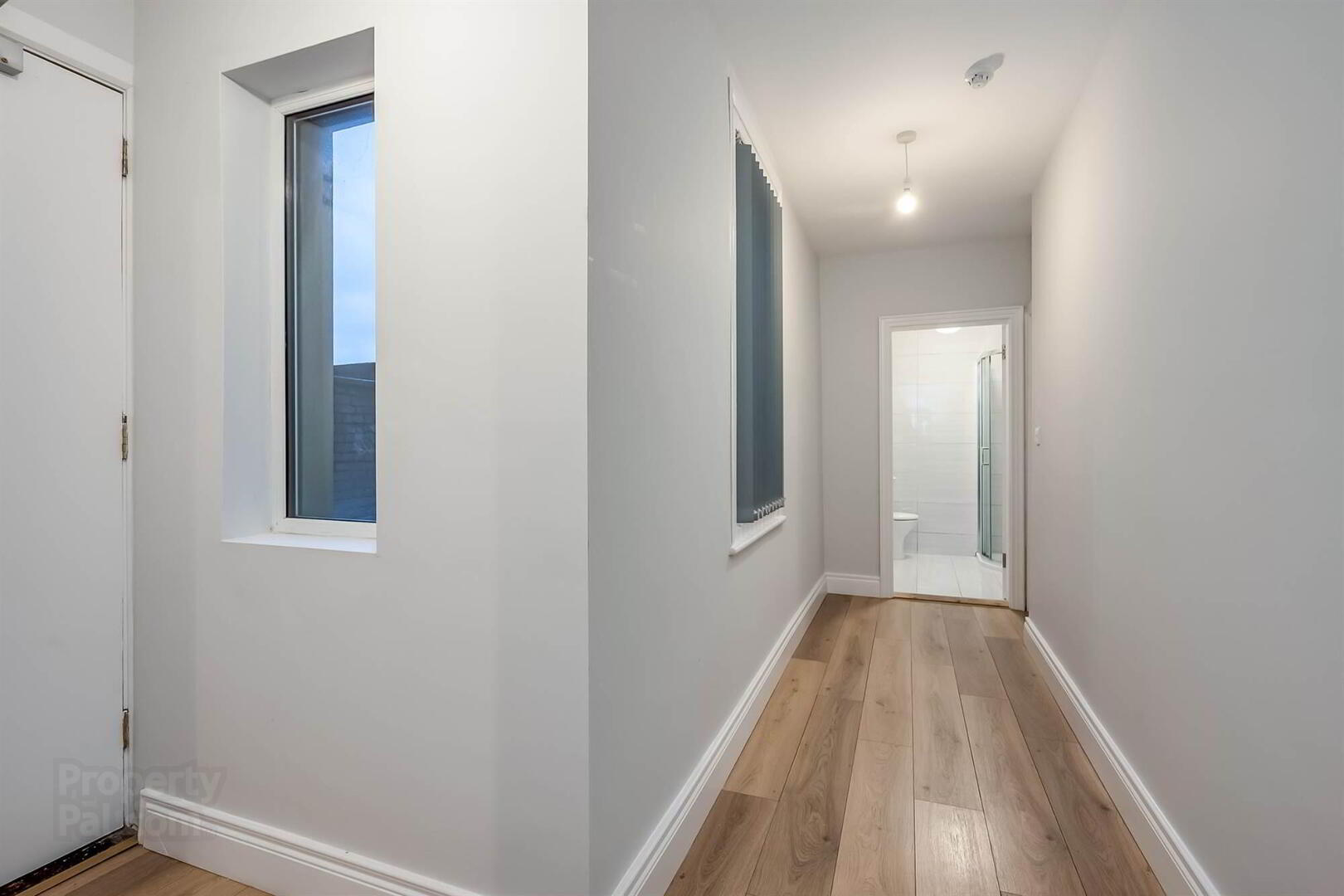 Apt 1, 62 Malone Road 4 of 12