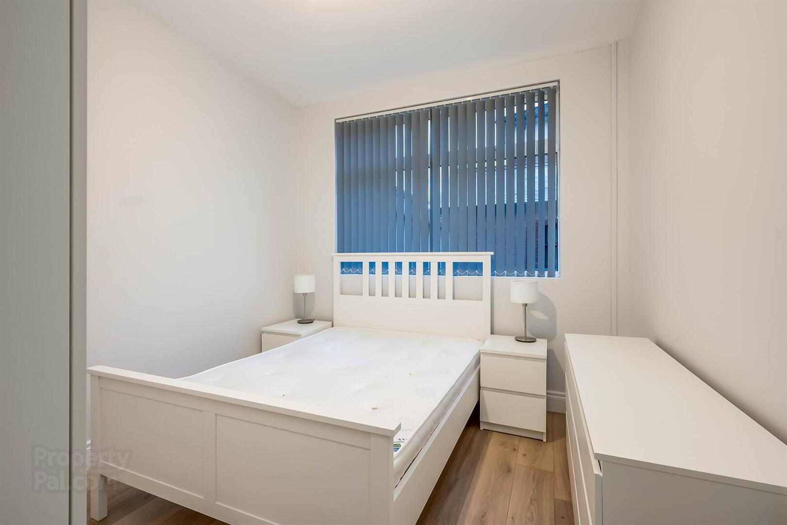 Apt 1, 62 Malone Road 10 of 12