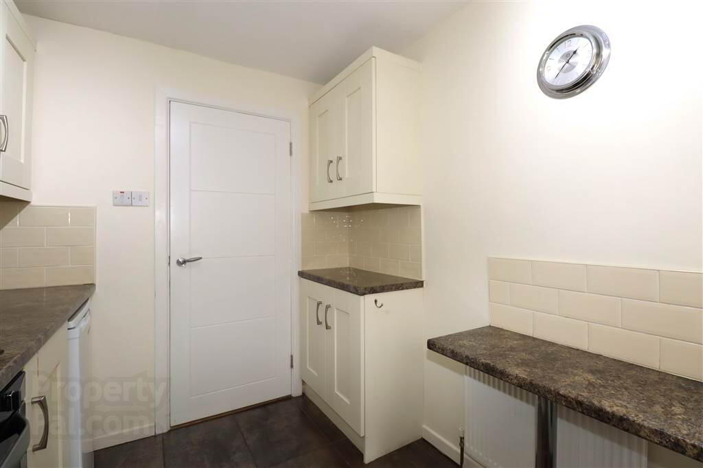 25 Garvey Court 5 of 13