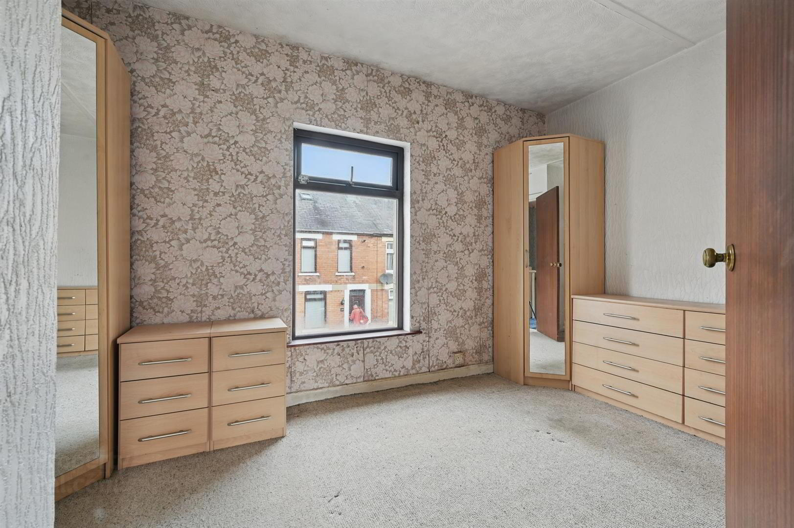 130 Ebor Street 8 of 14