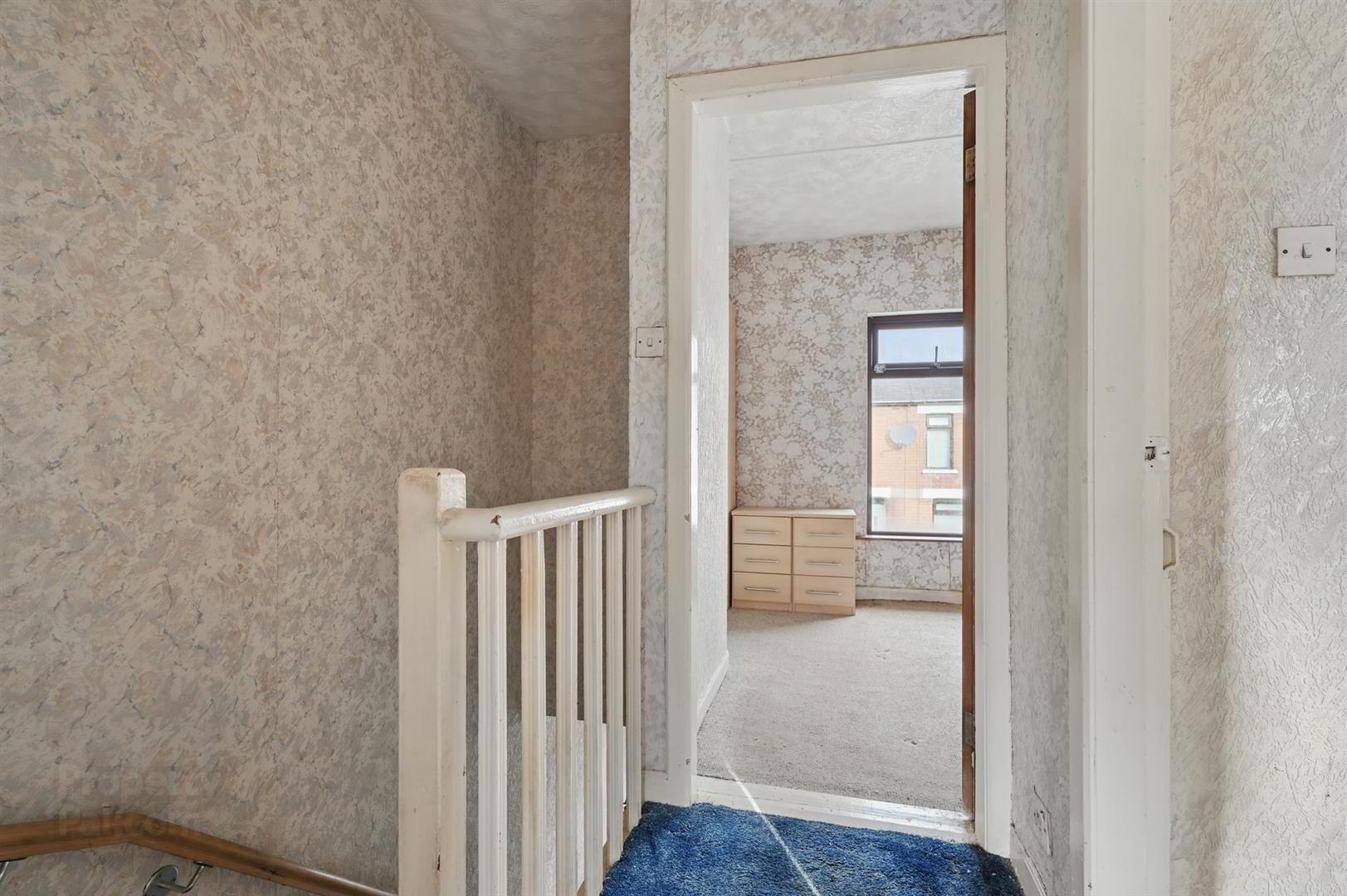 130 Ebor Street 7 of 14