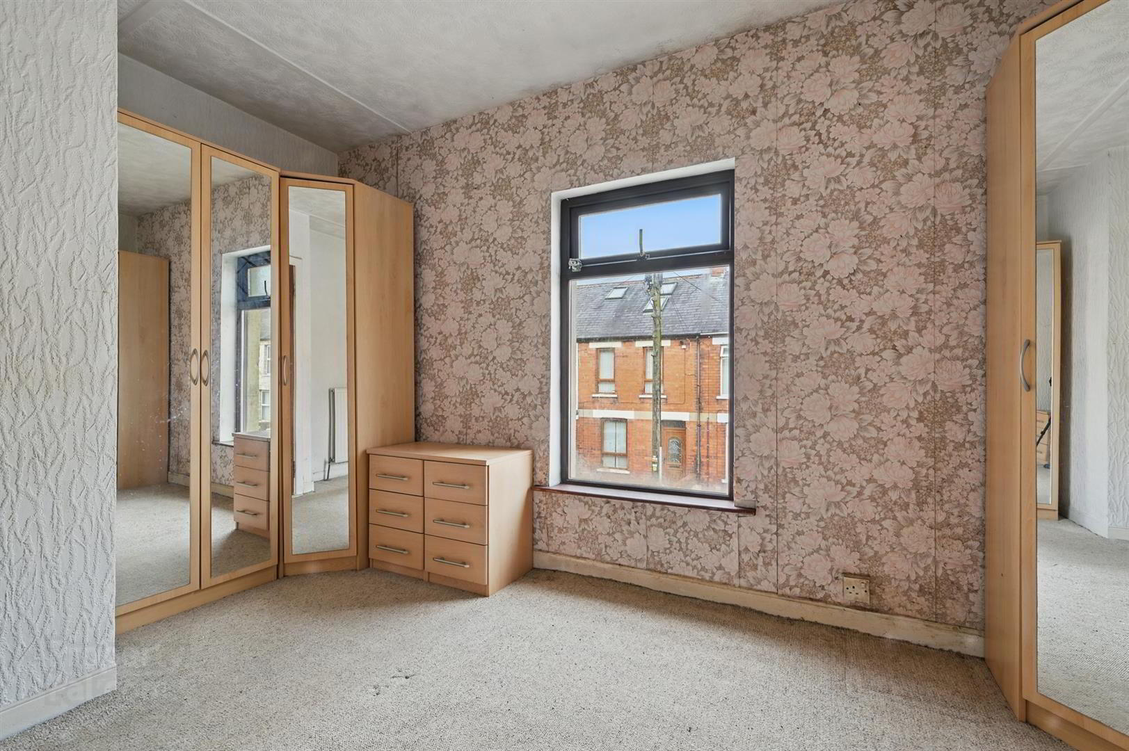 130 Ebor Street 9 of 14