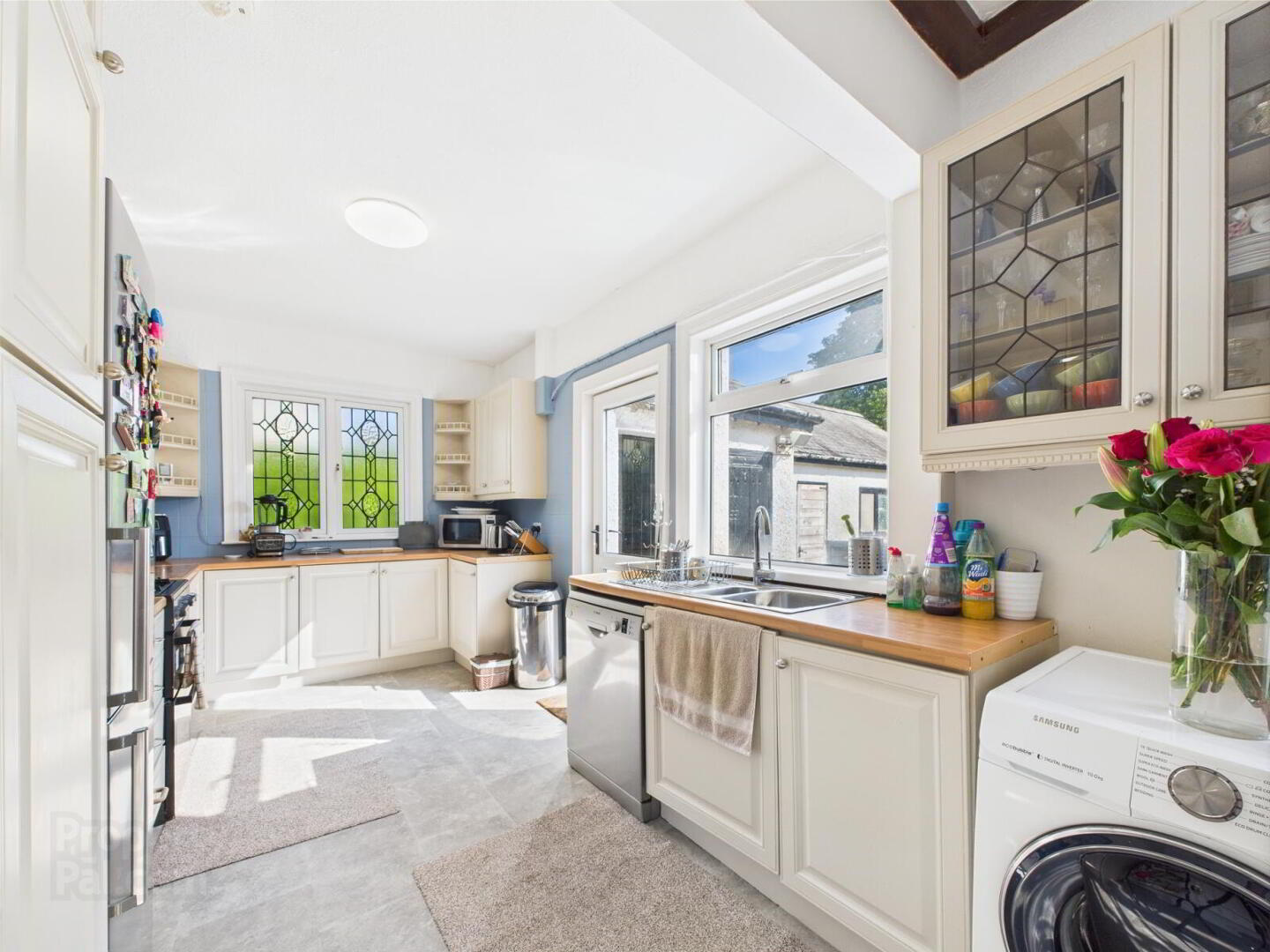 57 Balmoral Avenue 15 of 32