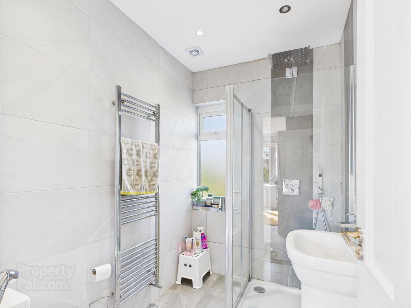 57 Balmoral Avenue 22 of 32
