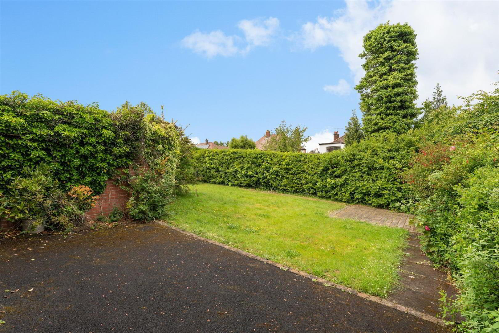 13 Grange Avenue 26 of 26
