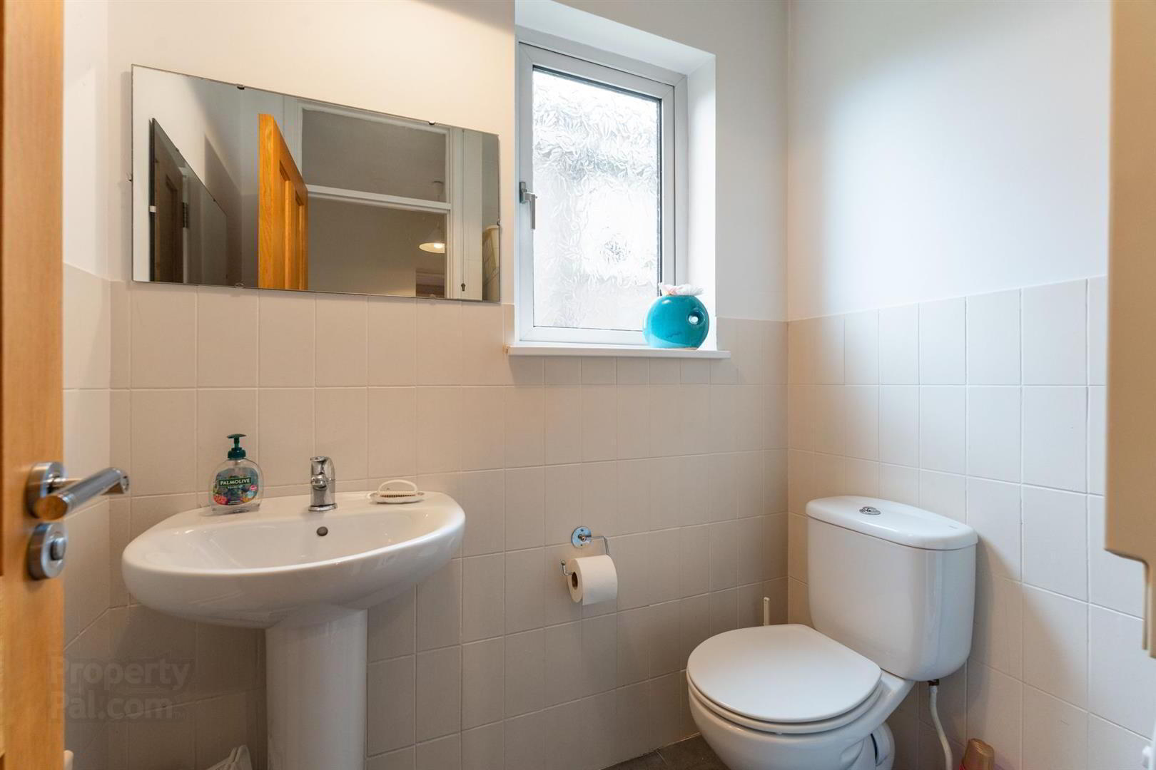 13 Grange Avenue 9 of 26
