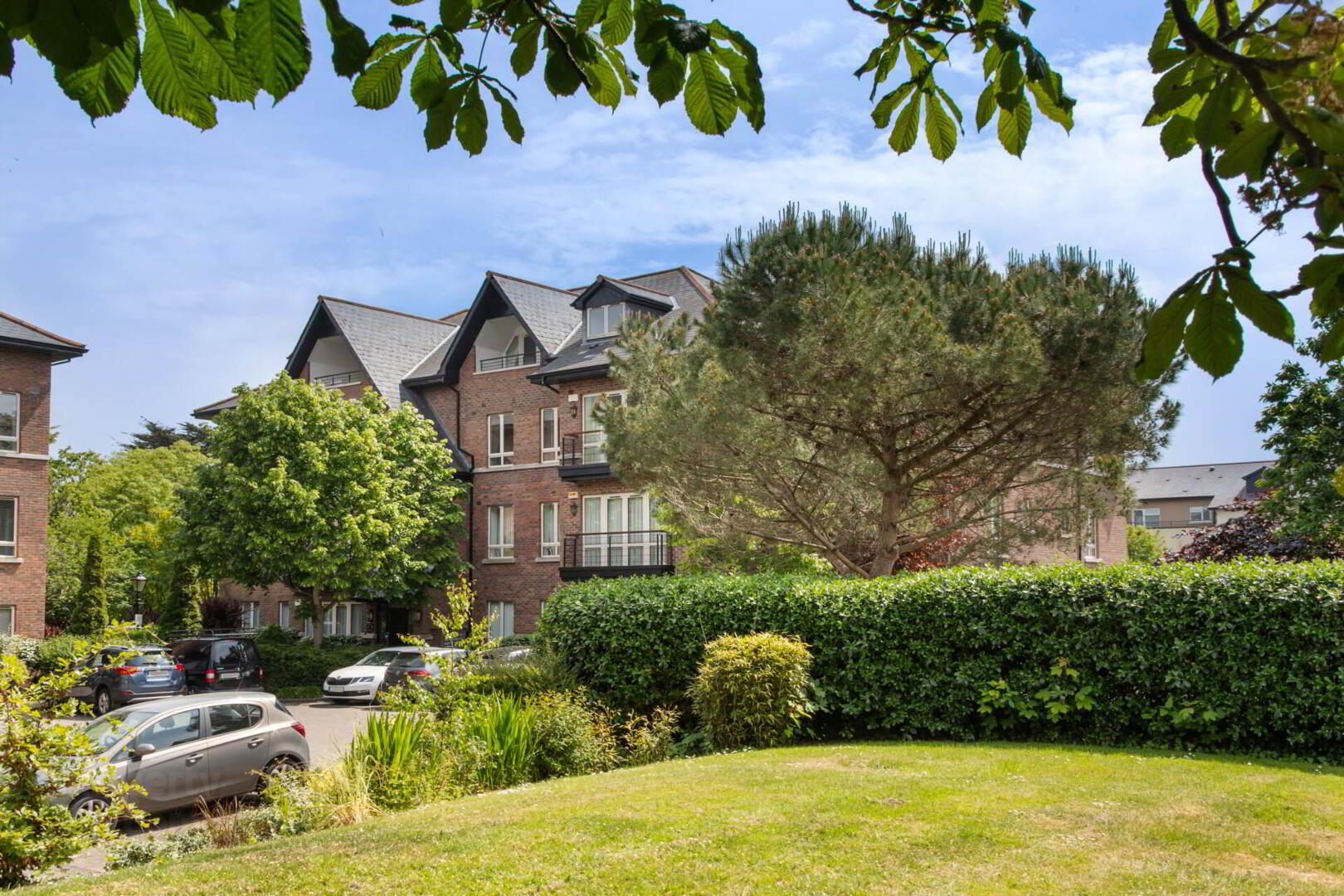 Apt 35, Woodview Off Mount Merrion Avenue 1 of 14