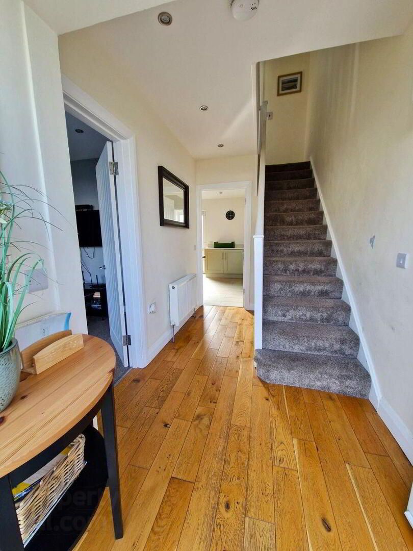 10 St. Peter's Terrace 24 of 27