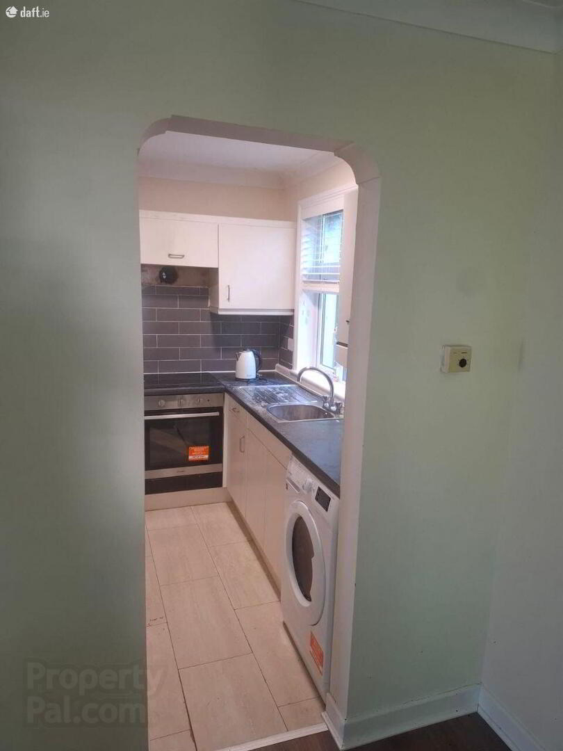 Apartment 5 Woodville Lodge 93 Belmont Avenue 5 of 10