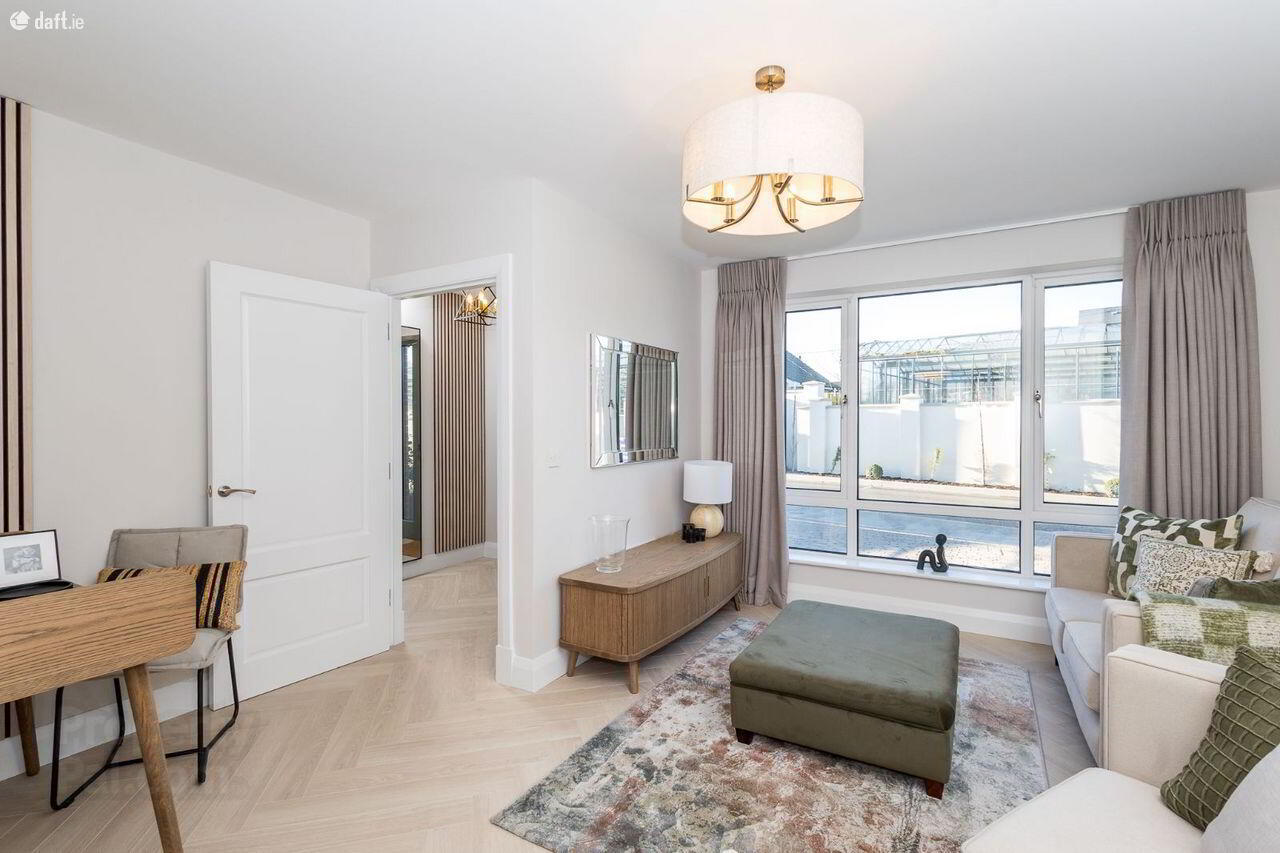 4 Ormond Avenue 5 of 48